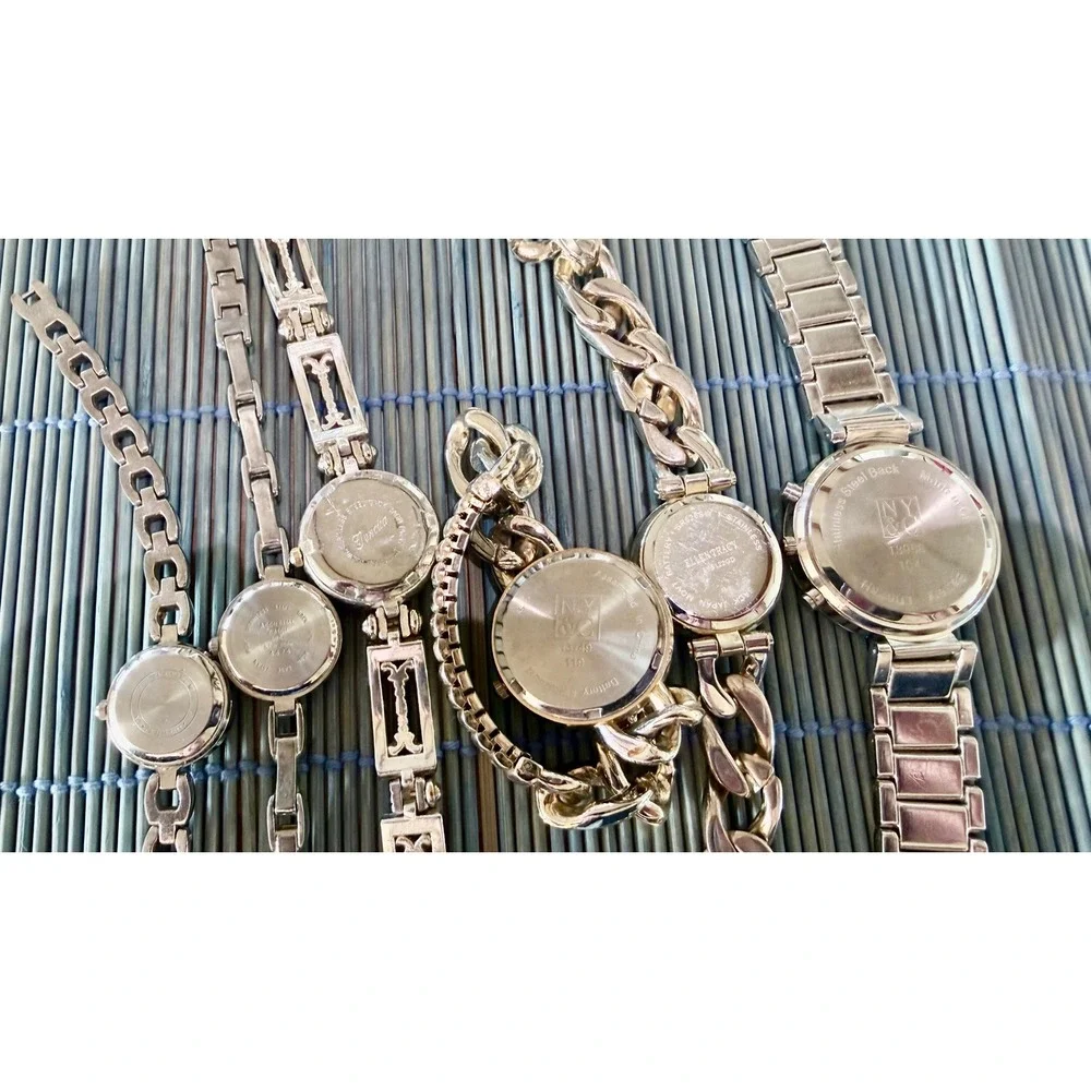 6 Working Women's Watch Lot NY & Co Ellen Tracy Geneva Vivani Carriage